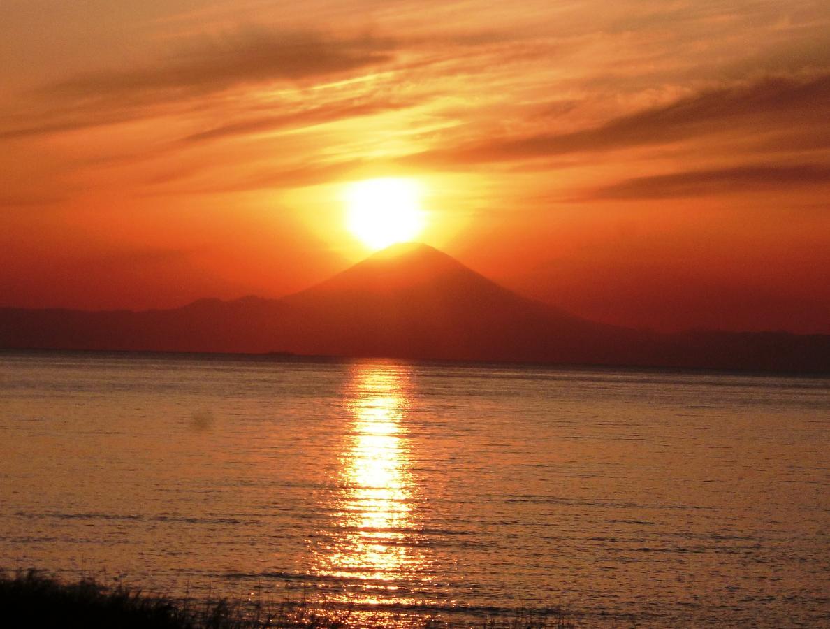 Hotel Familio Tateyama Татеяма Екстер'єр фото